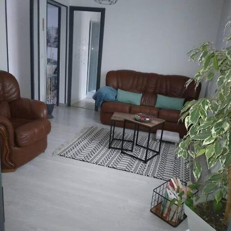 Appartement Cosy Avec Terrasse Vaux-Sur-Seine Bagian luar foto