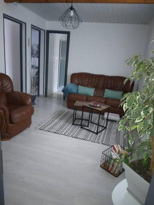 Appartement Cosy Avec Terrasse Vaux-Sur-Seine Bagian luar foto
