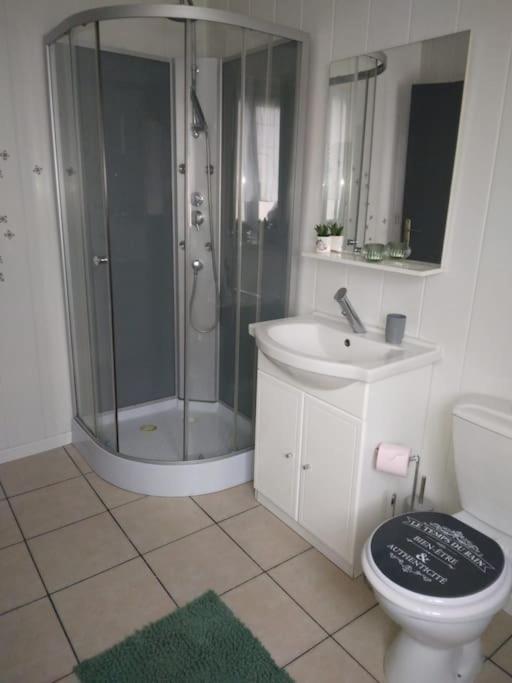 Appartement Cosy Avec Terrasse Vaux-Sur-Seine Bagian luar foto